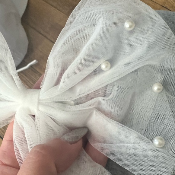 Bride Bachelorette Bundle - purse, hats, sunglasses, earrings, & bow! - Picture 15 of 16